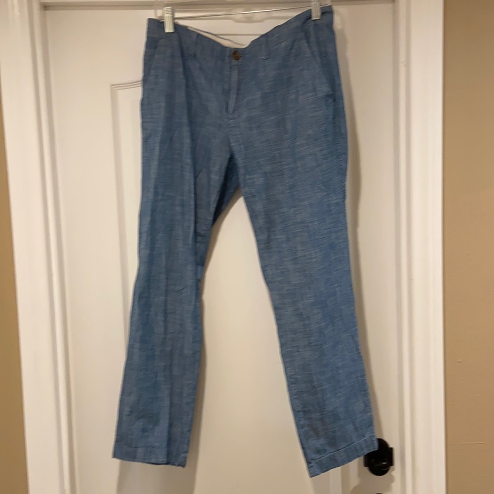 Gap chambray capris